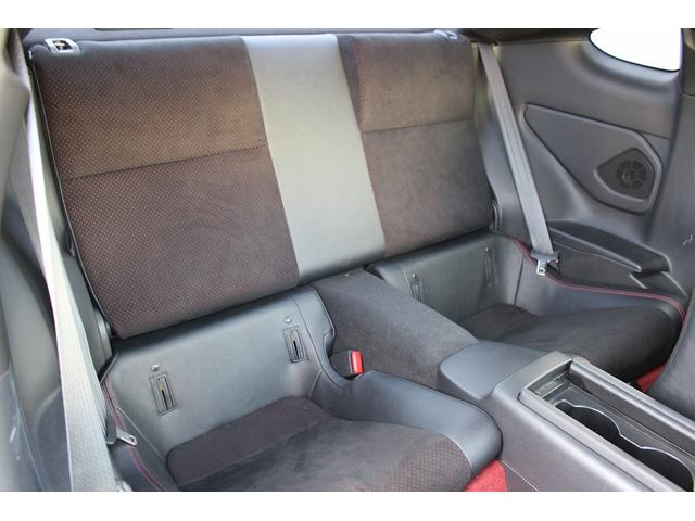 ＧＲ８６ ＲＺ　６ＭＴ　禁煙車　Ｒ５登録　社外９インチナビ　フルセグ　バックカメラ　シートヒーター　ＥＴＣ　ＬＥＤ　フルフラッド　クルーズコントロール　水平対向４気筒Ｄ－４Ｓエンジン　純正１８ＡＷ（16枚目）