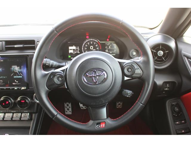 ＧＲ８６ ＲＺ　６ＭＴ　禁煙車　Ｒ５登録　社外９インチナビ　フルセグ　バックカメラ　シートヒーター　ＥＴＣ　ＬＥＤ　フルフラッド　クルーズコントロール　水平対向４気筒Ｄ－４Ｓエンジン　純正１８ＡＷ（18枚目）