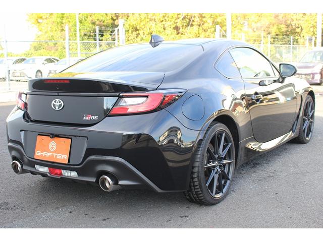 ＧＲ８６ ＲＺ　６ＭＴ　禁煙車　Ｒ５登録　社外９インチナビ　フルセグ　バックカメラ　シートヒーター　ＥＴＣ　ＬＥＤ　フルフラッド　クルーズコントロール　水平対向４気筒Ｄ－４Ｓエンジン　純正１８ＡＷ（22枚目）