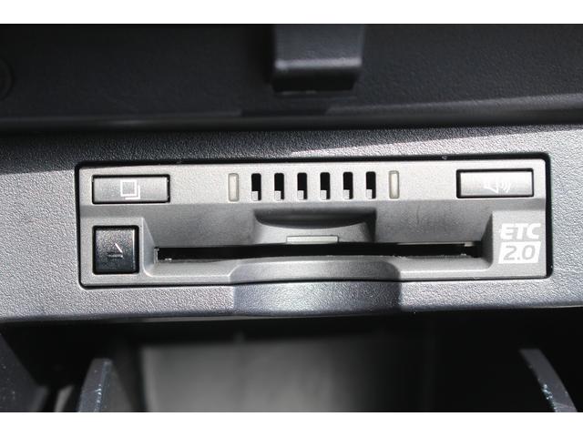 アルファード ２．５Ｓ　後期型　禁煙車　純正９インチナビ　バックモニター　アダプティブクルーズコントロール　トヨタセーフティセンス　衝突軽減ブレーキシステム　ビルトインＥＴＣ　両側電動スライドドア　オートマチックハイビーム（6枚目）
