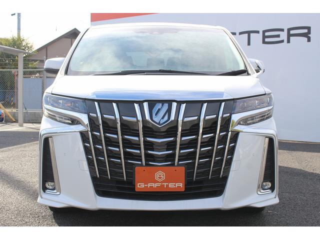 アルファード ２．５Ｓ　後期型　禁煙車　純正９インチナビ　バックモニター　アダプティブクルーズコントロール　トヨタセーフティセンス　衝突軽減ブレーキシステム　ビルトインＥＴＣ　両側電動スライドドア　オートマチックハイビーム（8枚目）