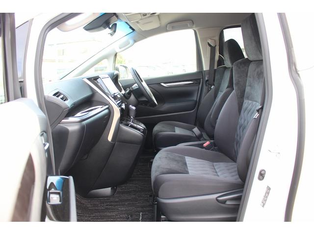 アルファード ２．５Ｓ　後期型　禁煙車　純正９インチナビ　バックモニター　アダプティブクルーズコントロール　トヨタセーフティセンス　衝突軽減ブレーキシステム　ビルトインＥＴＣ　両側電動スライドドア　オートマチックハイビーム（52枚目）