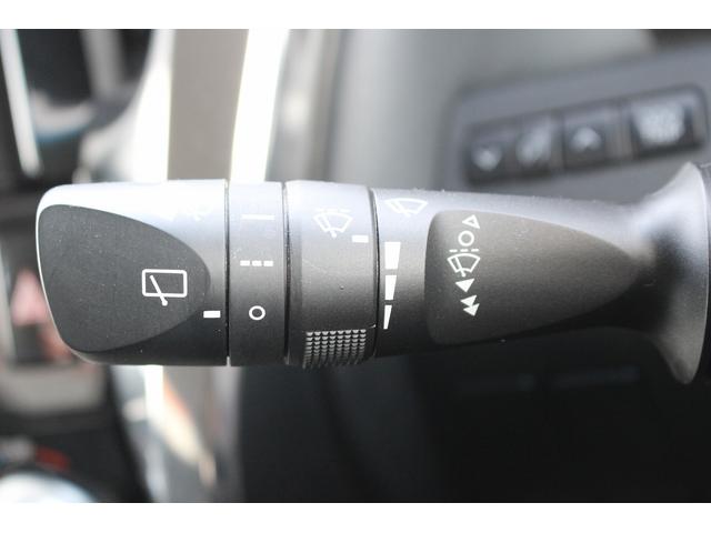 アルファード ２．５Ｓ　後期型　禁煙車　純正９インチナビ　バックモニター　アダプティブクルーズコントロール　トヨタセーフティセンス　衝突軽減ブレーキシステム　ビルトインＥＴＣ　両側電動スライドドア　オートマチックハイビーム（58枚目）