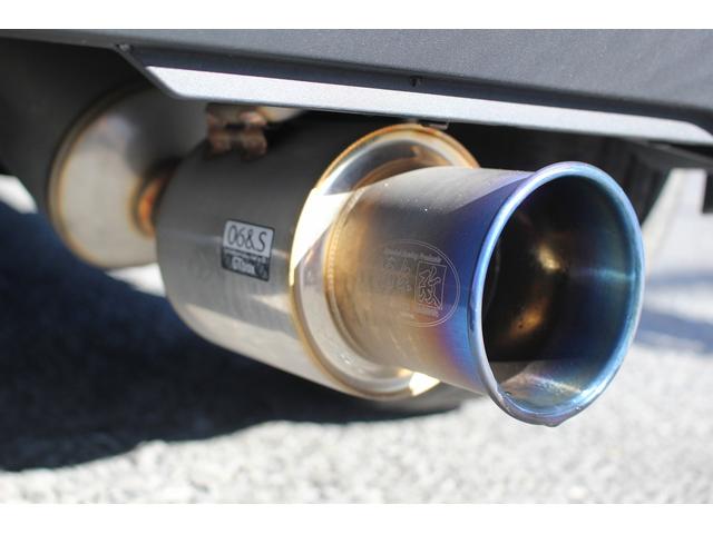 ヤリス Ｚ　禁煙車　６速ＭＴ　社外マフラー　ＢＬＴＺタワーバー純正８インチナビ　バックカメラ　衝突軽減ブレーキシステム　アダプティブクルーズコントロール　シートヒーター　ＢＬＴＺ車高調　Ｂｌｕｅｔｏｏｔｈ接続（7枚目）