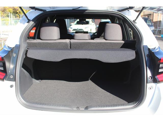 ヤリス Ｚ　禁煙車　６速ＭＴ　社外マフラー　ＢＬＴＺタワーバー純正８インチナビ　バックカメラ　衝突軽減ブレーキシステム　アダプティブクルーズコントロール　シートヒーター　ＢＬＴＺ車高調　Ｂｌｕｅｔｏｏｔｈ接続（19枚目）