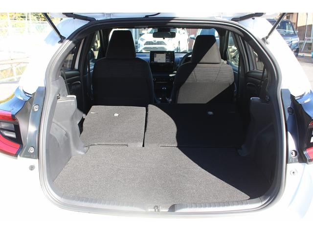 ヤリス Ｚ　禁煙車　６速ＭＴ　社外マフラー　ＢＬＴＺタワーバー純正８インチナビ　バックカメラ　衝突軽減ブレーキシステム　アダプティブクルーズコントロール　シートヒーター　ＢＬＴＺ車高調　Ｂｌｕｅｔｏｏｔｈ接続（36枚目）