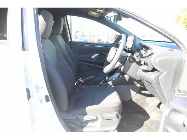 ヤリス Ｚ　禁煙車　６速ＭＴ　社外マフラー　ＢＬＴＺタワーバー純正８インチナビ　バックカメラ　衝突軽減ブレーキシステム　アダプティブクルーズコントロール　シートヒーター　ＢＬＴＺ車高調　Ｂｌｕｅｔｏｏｔｈ接続（39枚目）