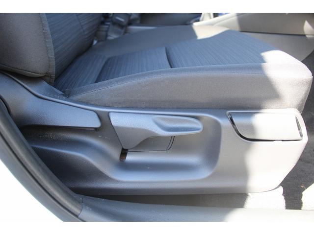 ヤリス Ｚ　禁煙車　６速ＭＴ　社外マフラー　ＢＬＴＺタワーバー純正８インチナビ　バックカメラ　衝突軽減ブレーキシステム　アダプティブクルーズコントロール　シートヒーター　ＢＬＴＺ車高調　Ｂｌｕｅｔｏｏｔｈ接続（50枚目）