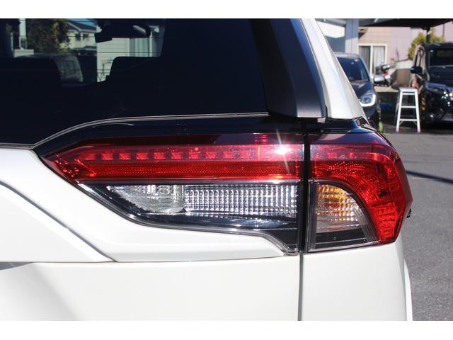RAV4 X 禁煙車 TRDフルエアロ ルーフレール 純正8インチナビ アダプティブクルーズコントロール ブラインドスポットモニター 衝突軽減 バックカメラ オートチックハイビーム ブラインドスポットモニター(29枚目)