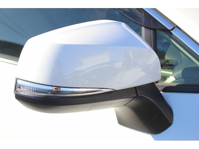 RAV4 X 禁煙車 TRDフルエアロ ルーフレール 純正8インチナビ アダプティブクルーズコントロール ブラインドスポットモニター 衝突軽減 バックカメラ オートチックハイビーム ブラインドスポットモニター(31枚目)