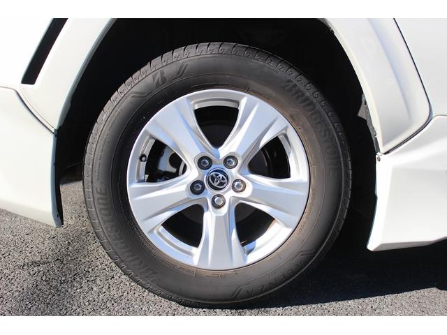 RAV4 X 禁煙車 TRDフルエアロ ルーフレール 純正8インチナビ アダプティブクルーズコントロール ブラインドスポットモニター 衝突軽減 バックカメラ オートチックハイビーム ブラインドスポットモニター(34枚目)