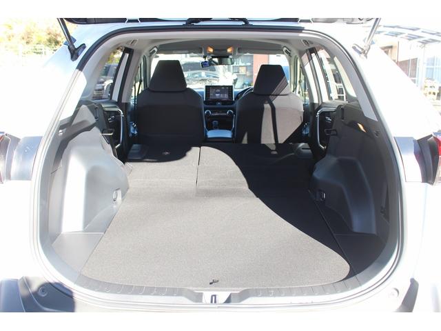 RAV4 X 禁煙車 TRDフルエアロ ルーフレール 純正8インチナビ アダプティブクルーズコントロール ブラインドスポットモニター 衝突軽減 バックカメラ オートチックハイビーム ブラインドスポットモニター(42枚目)