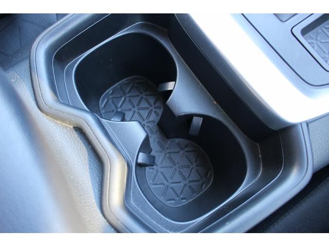 RAV4 X 禁煙車 TRDフルエアロ ルーフレール 純正8インチナビ アダプティブクルーズコントロール ブラインドスポットモニター 衝突軽減 バックカメラ オートチックハイビーム ブラインドスポットモニター(64枚目)