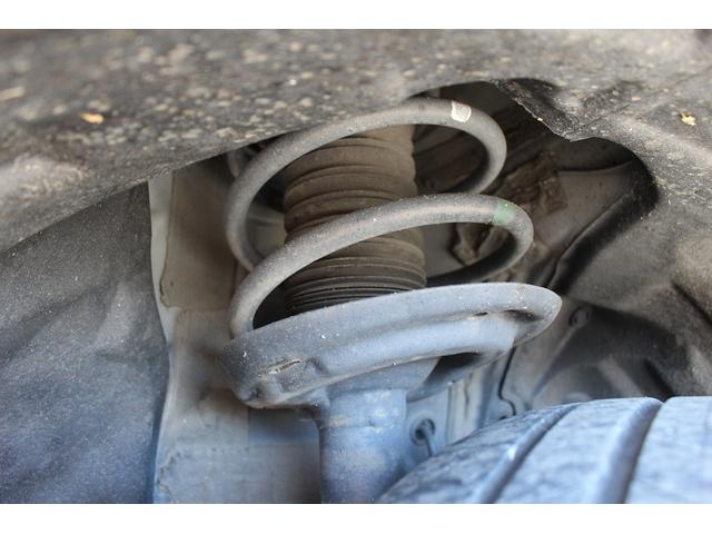 RAV4 X 禁煙車 TRDフルエアロ ルーフレール 純正8インチナビ アダプティブクルーズコントロール ブラインドスポットモニター 衝突軽減 バックカメラ オートチックハイビーム ブラインドスポットモニター(69枚目)