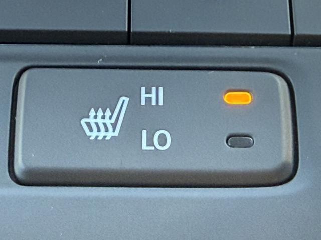 ステップワゴンスパーダ ｅ：ＨＥＶスパーダ　Ｇ・ＥＸ　ホンダセンシング　後期型　禁煙車　１オーナー　ＡＬＰＩＮＥフリップダウンモニター　ホンダセンシング　９インチナビ　フルセグ　バックカメラ　衝突軽減ブレーキ　アダプティブクルーズコントロール　両側電動スライドドア　ＥＴＣ（6枚目）