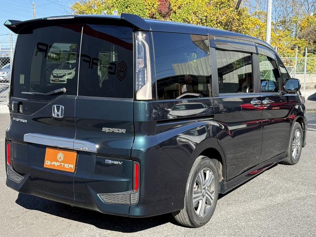 ステップワゴンスパーダ ｅ：ＨＥＶスパーダ　Ｇ・ＥＸ　ホンダセンシング　後期型　禁煙車　１オーナー　ＡＬＰＩＮＥフリップダウンモニター　ホンダセンシング　９インチナビ　フルセグ　バックカメラ　衝突軽減ブレーキ　アダプティブクルーズコントロール　両側電動スライドドア　ＥＴＣ（22枚目）