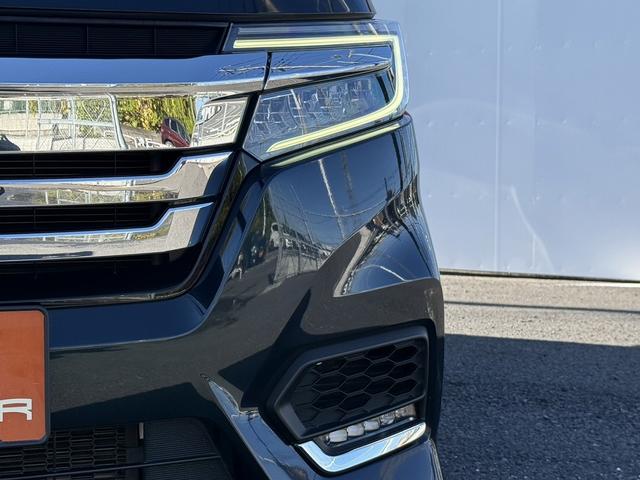 ステップワゴンスパーダ ｅ：ＨＥＶスパーダ　Ｇ・ＥＸ　ホンダセンシング　後期型　禁煙車　１オーナー　ＡＬＰＩＮＥフリップダウンモニター　ホンダセンシング　９インチナビ　フルセグ　バックカメラ　衝突軽減ブレーキ　アダプティブクルーズコントロール　両側電動スライドドア　ＥＴＣ（26枚目）