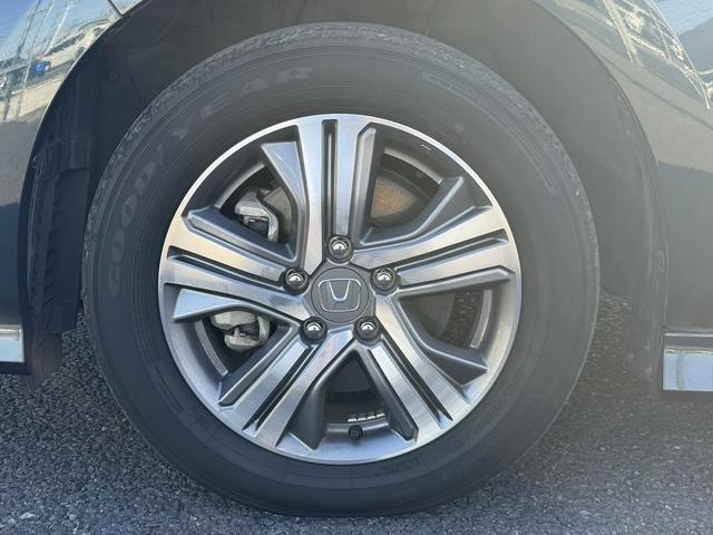 ステップワゴンスパーダ ｅ：ＨＥＶスパーダ　Ｇ・ＥＸ　ホンダセンシング　後期型　禁煙車　１オーナー　ＡＬＰＩＮＥフリップダウンモニター　ホンダセンシング　９インチナビ　フルセグ　バックカメラ　衝突軽減ブレーキ　アダプティブクルーズコントロール　両側電動スライドドア　ＥＴＣ（33枚目）