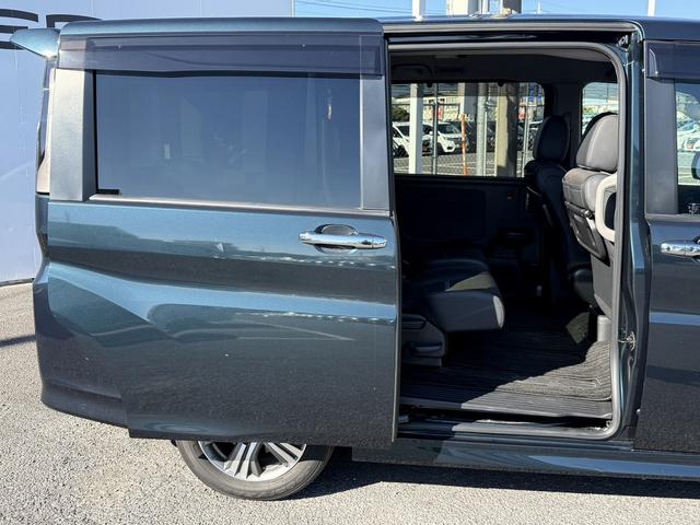 ステップワゴンスパーダ ｅ：ＨＥＶスパーダ　Ｇ・ＥＸ　ホンダセンシング　後期型　禁煙車　１オーナー　ＡＬＰＩＮＥフリップダウンモニター　ホンダセンシング　９インチナビ　フルセグ　バックカメラ　衝突軽減ブレーキ　アダプティブクルーズコントロール　両側電動スライドドア　ＥＴＣ（36枚目）
