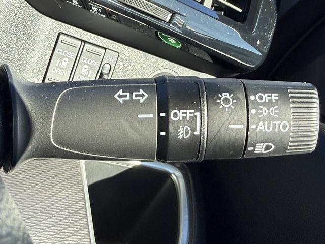 ステップワゴンスパーダ ｅ：ＨＥＶスパーダ　Ｇ・ＥＸ　ホンダセンシング　後期型　禁煙車　１オーナー　ＡＬＰＩＮＥフリップダウンモニター　ホンダセンシング　９インチナビ　フルセグ　バックカメラ　衝突軽減ブレーキ　アダプティブクルーズコントロール　両側電動スライドドア　ＥＴＣ（57枚目）