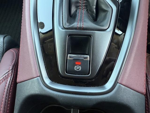 レヴォーグ STIスポーツ 純正9型ナビ フルセグ 黒革シート アイサイトX 電動リアゲート パワーシート シートヒーター 純正18AW アダクティブクルーズコントロール クリアランスソナー オートマチックハイビーム(60枚目)