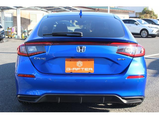 シビック e:HEV 禁煙車 メーカー9インチナビ フルセグ バックカメラ BOSEサウンド ブラインドスポットモニター ビルトインETC2.0 ハーフレザーシート パワーシート シートヒーター 障害物センサー(9枚目)