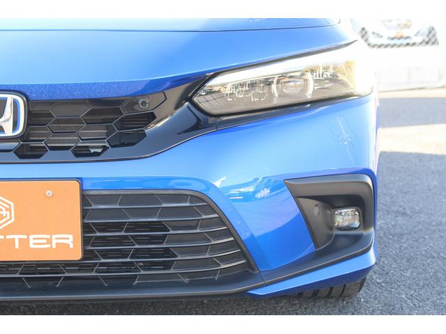 シビック e:HEV 禁煙車 メーカー9インチナビ フルセグ バックカメラ BOSEサウンド ブラインドスポットモニター ビルトインETC2.0 ハーフレザーシート パワーシート シートヒーター 障害物センサー(10枚目)
