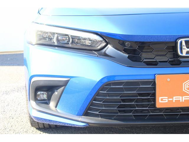シビック e:HEV 禁煙車 メーカー9インチナビ フルセグ バックカメラ BOSEサウンド ブラインドスポットモニター ビルトインETC2.0 ハーフレザーシート パワーシート シートヒーター 障害物センサー(12枚目)