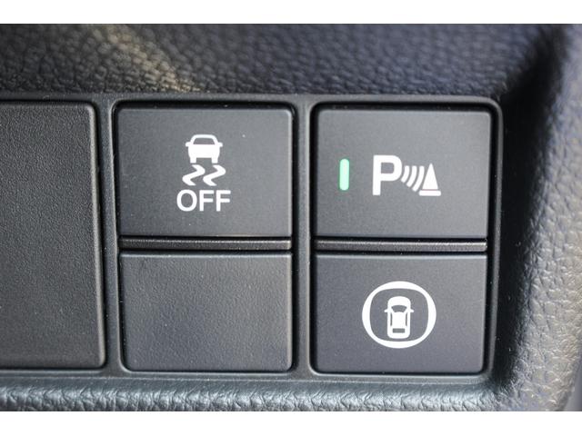 シビック e:HEV 禁煙車 メーカー9インチナビ フルセグ バックカメラ BOSEサウンド ブラインドスポットモニター ビルトインETC2.0 ハーフレザーシート パワーシート シートヒーター 障害物センサー(37枚目)