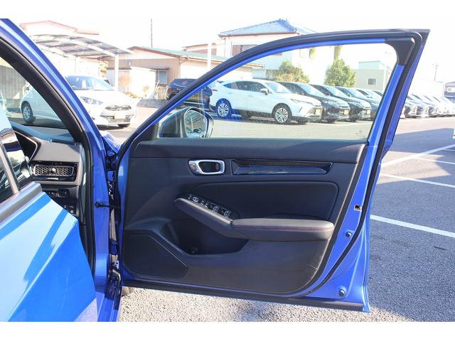 シビック e:HEV 禁煙車 メーカー9インチナビ フルセグ バックカメラ BOSEサウンド ブラインドスポットモニター ビルトインETC2.0 ハーフレザーシート パワーシート シートヒーター 障害物センサー(65枚目)