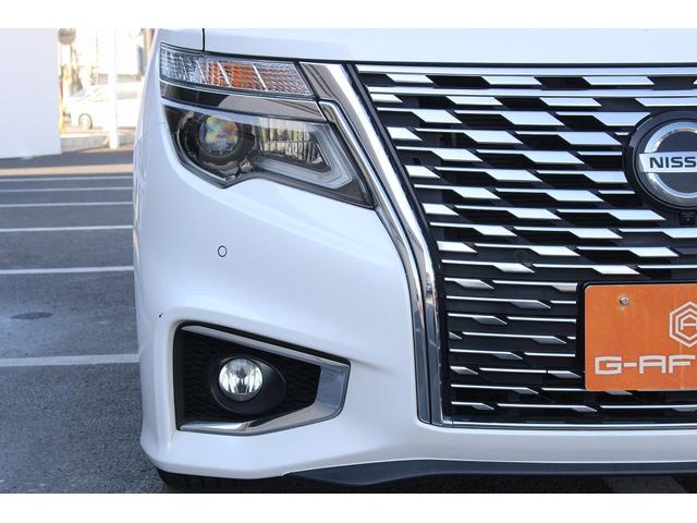 エルグランド ２５０ハイウェイスターＳ　後期型　７人乗り　禁煙車　メーカー１１インチ後席モニター　メーカー１０インチナビ　両側電動スライドドア　フルセグ　アラウンドビューカメラ　衝突軽減ブレーキ　ビルドインＥＴＣ２．０　ブラインドスポット（24枚目）