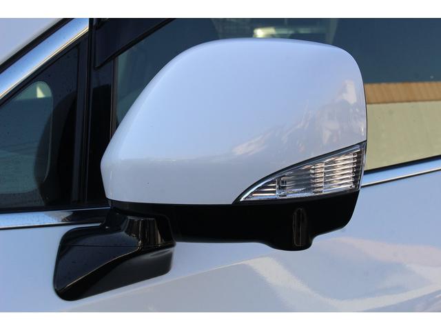 エルグランド ２５０ハイウェイスターＳ　後期型　７人乗り　禁煙車　メーカー１１インチ後席モニター　メーカー１０インチナビ　両側電動スライドドア　フルセグ　アラウンドビューカメラ　衝突軽減ブレーキ　ビルドインＥＴＣ２．０　ブラインドスポット（27枚目）