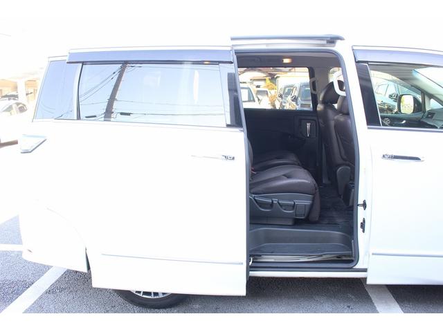 エルグランド ２５０ハイウェイスターＳ　後期型　７人乗り　禁煙車　メーカー１１インチ後席モニター　メーカー１０インチナビ　両側電動スライドドア　フルセグ　アラウンドビューカメラ　衝突軽減ブレーキ　ビルドインＥＴＣ２．０　ブラインドスポット（36枚目）