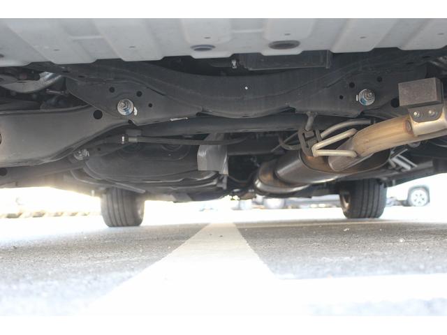 エルグランド ２５０ハイウェイスターＳ　後期型　７人乗り　禁煙車　メーカー１１インチ後席モニター　メーカー１０インチナビ　両側電動スライドドア　フルセグ　アラウンドビューカメラ　衝突軽減ブレーキ　ビルドインＥＴＣ２．０　ブラインドスポット（75枚目）