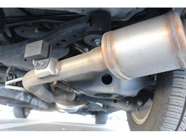 エルグランド ２５０ハイウェイスターＳ　後期型　７人乗り　禁煙車　メーカー１１インチ後席モニター　メーカー１０インチナビ　両側電動スライドドア　フルセグ　アラウンドビューカメラ　衝突軽減ブレーキ　ビルドインＥＴＣ２．０　ブラインドスポット（76枚目）