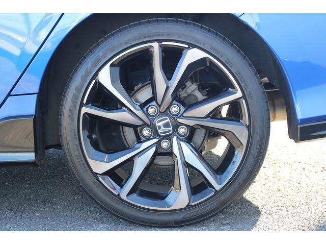 シビック ハッチバック ホンダセンシング 禁煙車 ホンダセンシング 純正ナビ フルセグ シートヒーター アダクティブクルーズコントロール 衝突軽減ブレーキ システム ビルトインETC 純正18インチアルミ バックカメラ 車線維持支援システム(30枚目)