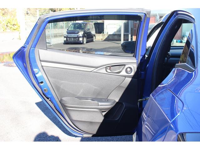シビック ハッチバック ホンダセンシング 禁煙車 ホンダセンシング 純正ナビ フルセグ シートヒーター アダクティブクルーズコントロール 衝突軽減ブレーキ システム ビルトインETC 純正18インチアルミ バックカメラ 車線維持支援システム(42枚目)