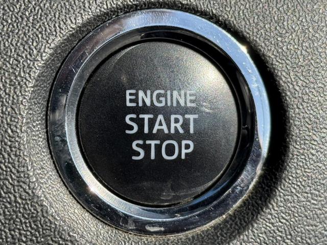 ハイエースバン スーパーGL ダークプライム 特別使用者 禁煙車 純正ナビ ワンセグ バックカメラ 両側スライドドア ビルドインETC DVD視聴可 AC100V電源 プッシュスタート LEDヘッドライト Bluetooth接続 メーター交換車(6枚目)