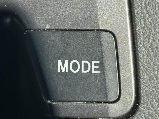 ハイエースバン スーパーGL ダークプライム 特別使用者 禁煙車 純正ナビ ワンセグ バックカメラ 両側スライドドア ビルドインETC DVD視聴可 AC100V電源 プッシュスタート LEDヘッドライト Bluetooth接続 メーター交換車(51枚目)