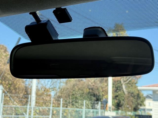 ハイエースバン スーパーGL ダークプライム 特別使用者 禁煙車 純正ナビ ワンセグ バックカメラ 両側スライドドア ビルドインETC DVD視聴可 AC100V電源 プッシュスタート LEDヘッドライト Bluetooth接続 メーター交換車(62枚目)