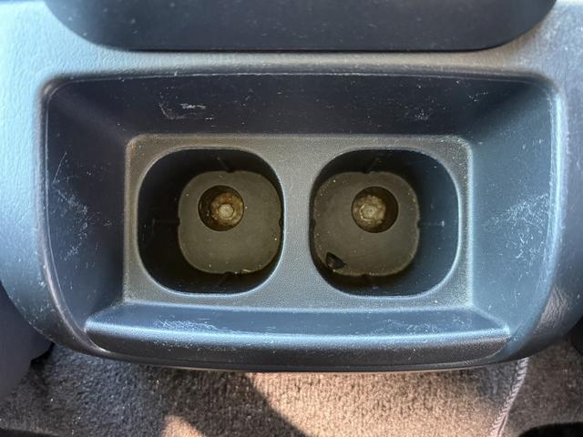 ハイエースバン スーパーGL ダークプライム 特別使用者 禁煙車 純正ナビ ワンセグ バックカメラ 両側スライドドア ビルドインETC DVD視聴可 AC100V電源 プッシュスタート LEDヘッドライト Bluetooth接続 メーター交換車(66枚目)