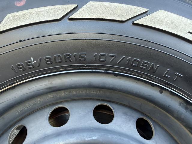 ハイエースバン スーパーGL ダークプライム 特別使用者 禁煙車 純正ナビ ワンセグ バックカメラ 両側スライドドア ビルドインETC DVD視聴可 AC100V電源 プッシュスタート LEDヘッドライト Bluetooth接続 メーター交換車(72枚目)