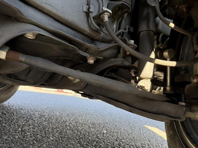 ハイエースバン スーパーGL ダークプライム 特別使用者 禁煙車 純正ナビ ワンセグ バックカメラ 両側スライドドア ビルドインETC DVD視聴可 AC100V電源 プッシュスタート LEDヘッドライト Bluetooth接続 メーター交換車(75枚目)