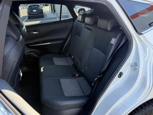 ハリアーハイブリッド Z 禁煙車 メーカー12.3インチナビ JBLプレミアムサウンド フルセグ バックカメラ 衝突軽減ブレーキ 電動リアゲート パワーシート リアクロストラフィックアラート ビルドインETC2.0 BSM(45枚目)