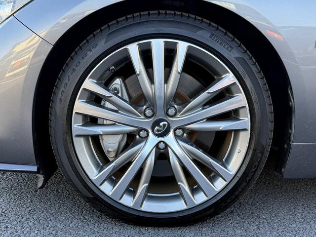 スカイライン 350GT ハイブリッド タイプSP 禁煙車 ワンオーナー メーカー8インチナビ アラウンドビューカメラ 黒革シート フルセグ 衝突軽減ブレーキ シートヒーター パワーシート ビルドインETC アダプティブクルーズコントロール 後側方支援(33枚目)