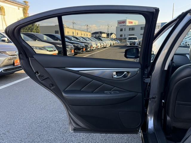 スカイライン 350GT ハイブリッド タイプSP 禁煙車 ワンオーナー メーカー8インチナビ アラウンドビューカメラ 黒革シート フルセグ 衝突軽減ブレーキ シートヒーター パワーシート ビルドインETC アダプティブクルーズコントロール 後側方支援(38枚目)