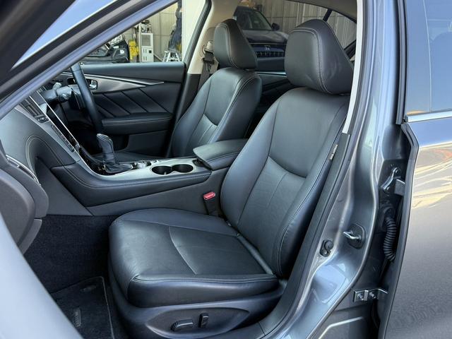 スカイライン 350GT ハイブリッド タイプSP 禁煙車 ワンオーナー メーカー8インチナビ アラウンドビューカメラ 黒革シート フルセグ 衝突軽減ブレーキ シートヒーター パワーシート ビルドインETC アダプティブクルーズコントロール 後側方支援(42枚目)