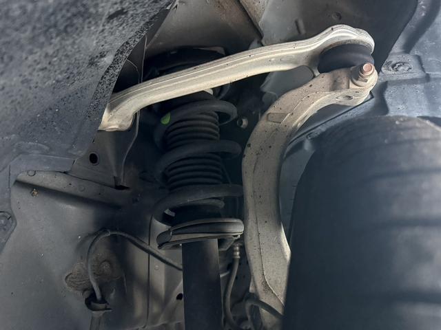 スカイライン 350GT ハイブリッド タイプSP 禁煙車 ワンオーナー メーカー8インチナビ アラウンドビューカメラ 黒革シート フルセグ 衝突軽減ブレーキ シートヒーター パワーシート ビルドインETC アダプティブクルーズコントロール 後側方支援(67枚目)