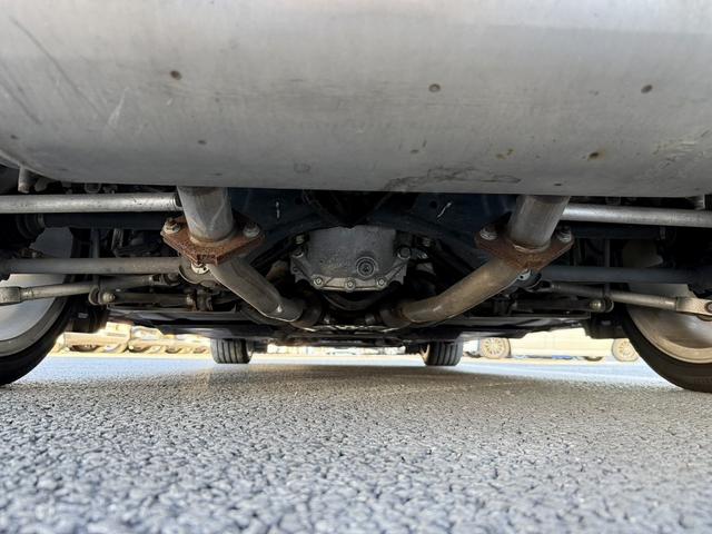 スカイライン 350GT ハイブリッド タイプSP 禁煙車 ワンオーナー メーカー8インチナビ アラウンドビューカメラ 黒革シート フルセグ 衝突軽減ブレーキ シートヒーター パワーシート ビルドインETC アダプティブクルーズコントロール 後側方支援(71枚目)