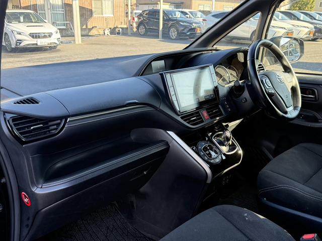 エスクァイア ハイブリッドXi 禁煙車 メーカー12インチ後席モニター メーカー10インチナビ フルセグ バックカメラ モデリスタフロントエアロ 衝突軽減ブレーキ ビルトインETC クルーズコントロール レーンキープ シートヒーター(37枚目)